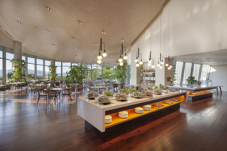 Food & Drinks 4, Ananti at Namhae, Namhae