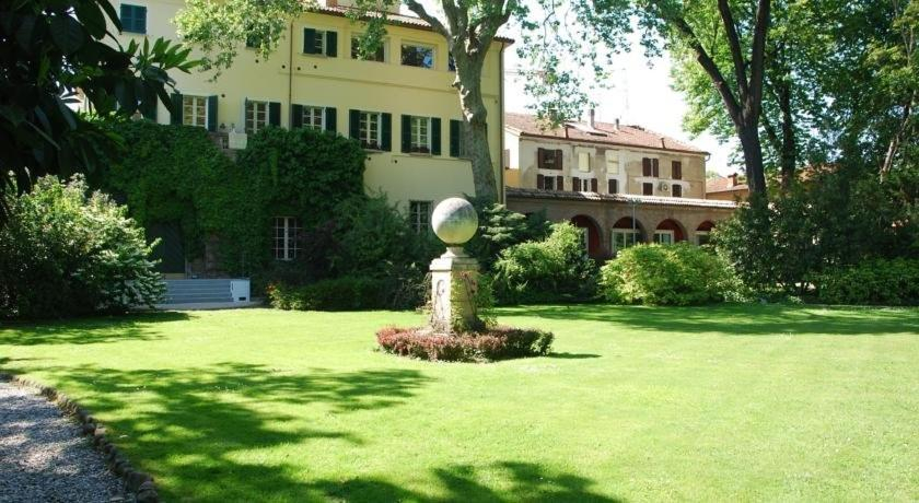 Others 5, Le Notti in Villa, Parma