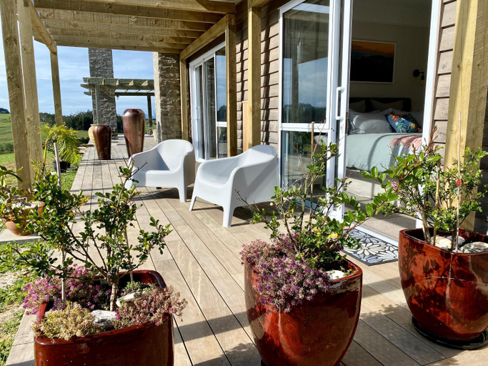 Others 3, Kauri Glen BnB, Rodney