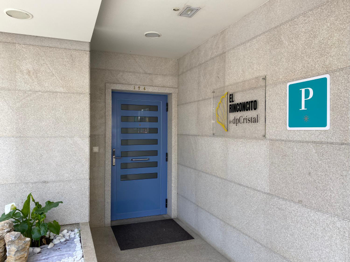 Public Area, dpCristal El Rinconcito, Lugo