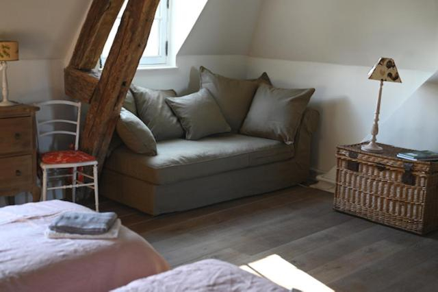 Others 2, chambre d'hote chateau de transieres, Eure