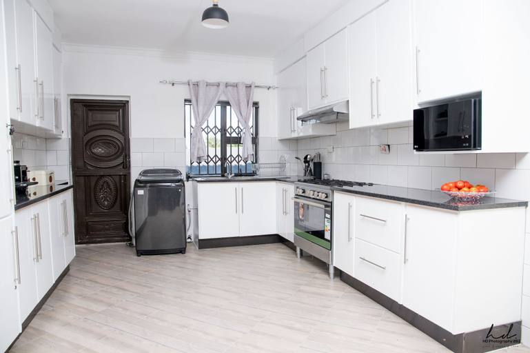 Dining Room 3, Grey Mansion BnB, Masvingo