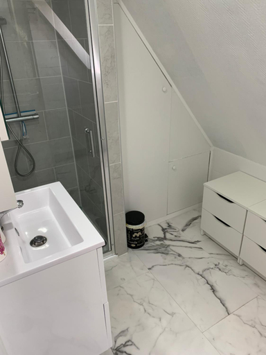Others 2, Chambre rustique avec double lit et sa salle de bain privee, Haut-Rhin