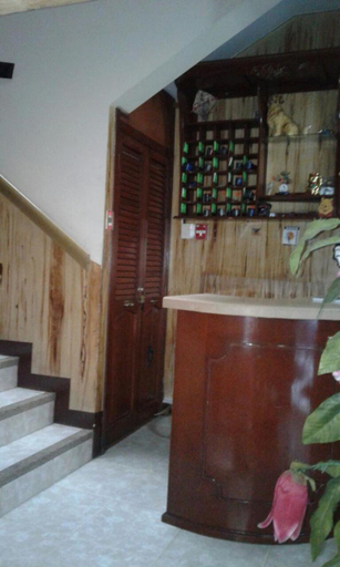 Others 5, Hotel Boston, Guayaquil