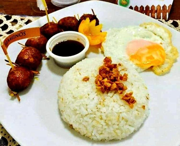 Food & Drinks 5, Traditional Filipino Home near 100 Islands Wharf, Alaminos City