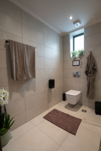 Bathroom 4, IRA-HPA Hotel, Peloponnese