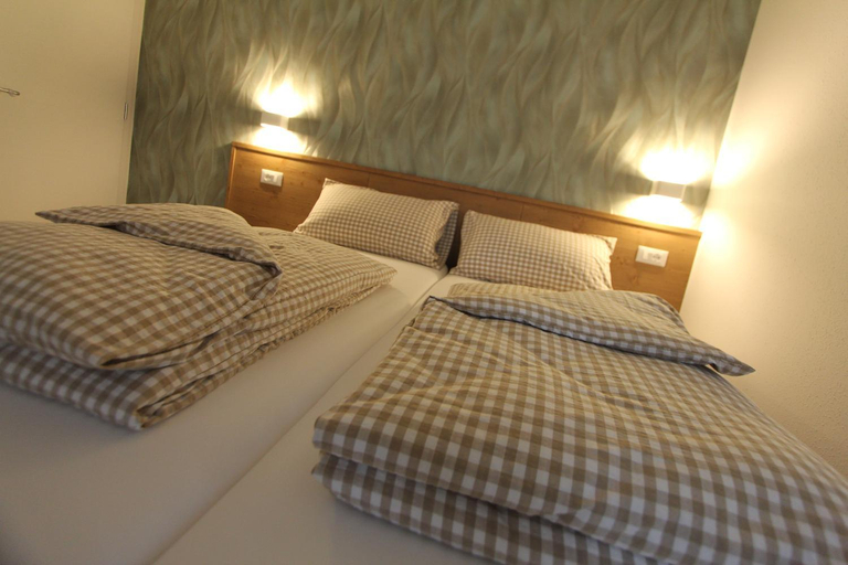 Others 2, AFFITTACAMERE B&B MERCEDES, Trento