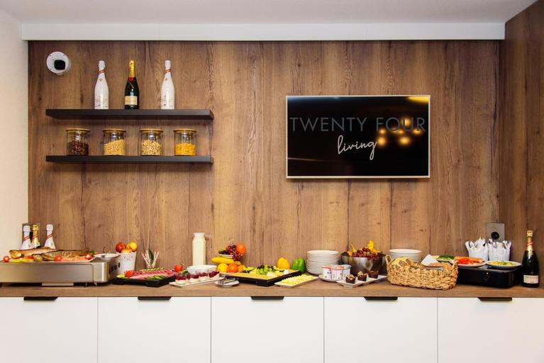 Others 4, Hotel TwentyFour Living, Reutlingen