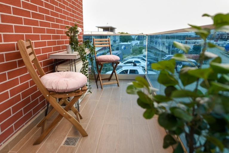 Others 5, Urban Bliss - Contemporary Elegance in Modern Living Spaces, Voluntari