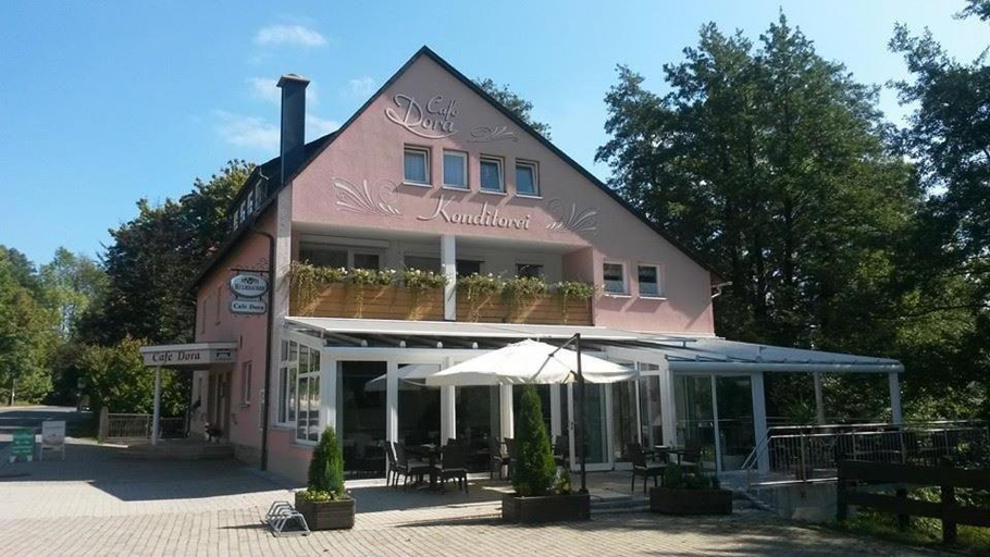 Others 4, Hotel Konditorei Cafe Dora, Hof