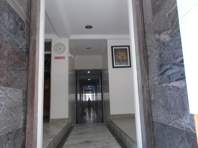 Others 4, Hotel Embassy, Bangalore