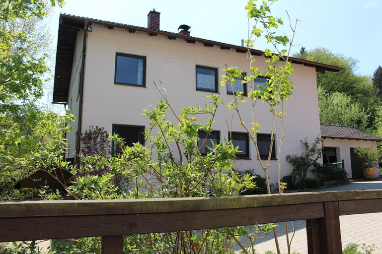 Others 4, GENSLEITEN, Rottal-Inn