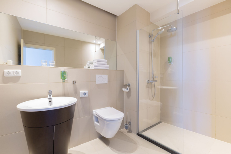 Bathroom 4, Amrâth Hotel Bigarré, Maastricht