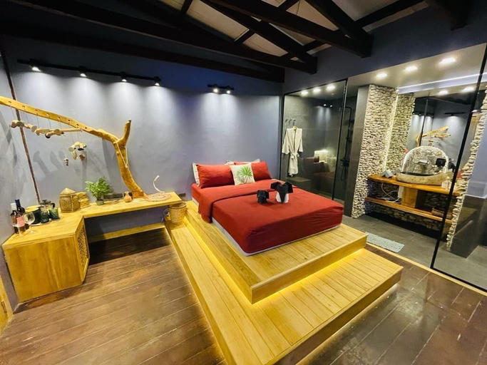 Others 4, Rockinnest, El Nido