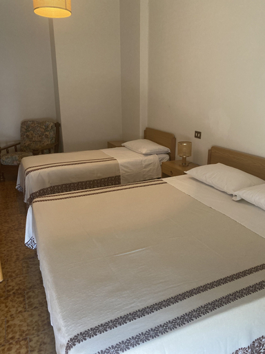 Bedroom 4, L'Ideale, Bologna