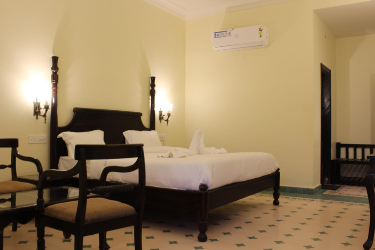 Bedroom 12