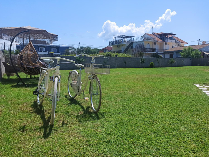 Others 4, Home Sweet Home, Epirus