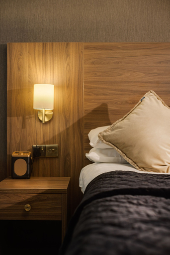Bedroom 2, Stone Villa, Cheshire West and Chester