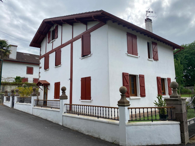 Others 5, Maison Bernatenia, Pyrénées-Atlantiques