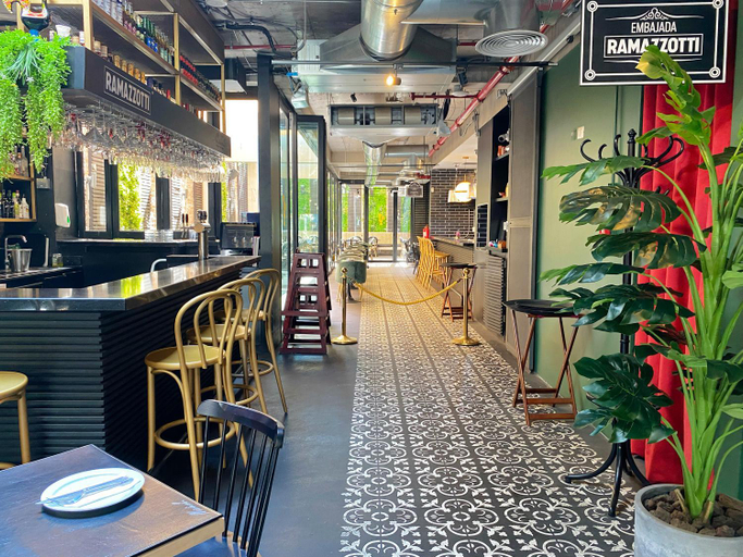 Food & Drinks 5, Hub Providencia, Santiago