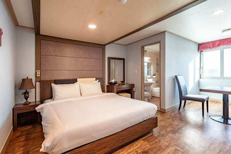 Bedroom 2, Namiltte Resort, Sacheon