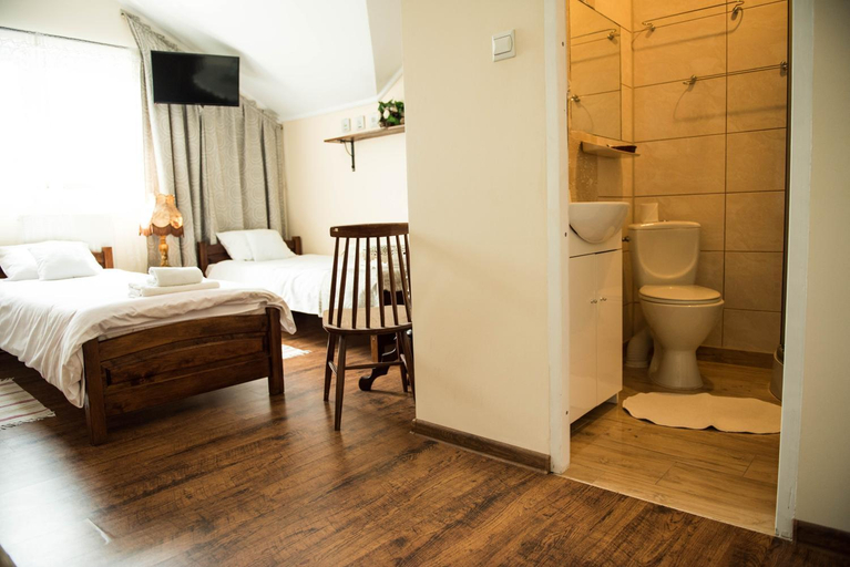 Bathroom 2, Lodownia, Szydłowiec