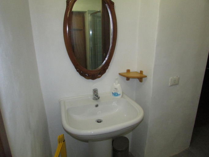 Bathroom 3, La Terrazza Mombarone, Asti