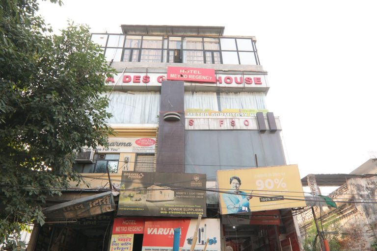 Exterior & Views 2, Goroomgo Metro Regency Lucknow, Lucknow