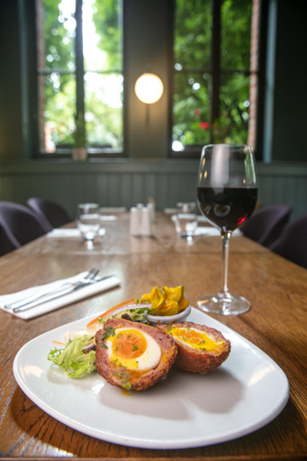 Food & Drinks 5, Schoolhouse Hotel, Dublin
