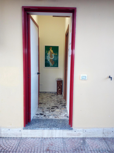 Others 5, Green Garden, Napoli