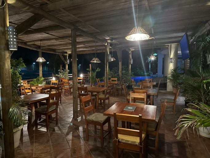 Food & Drinks, Le Gite du bonheur, Black River