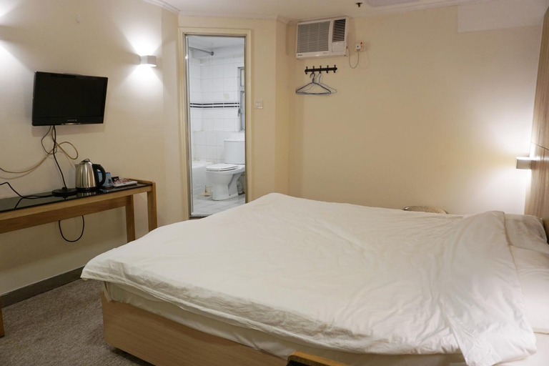 Bedroom 3, China HK Motel, Hong Kong Island