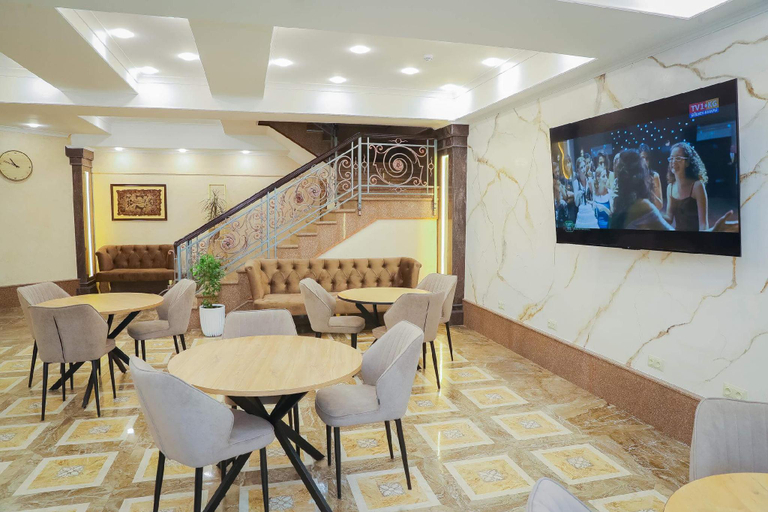 Food & Drinks 4, Riviera, Bishkek