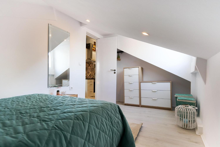 Bedroom 4, Bairro Alto Views by Homing, Lisbon