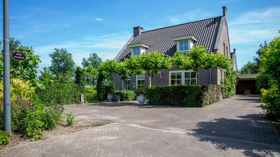 Others 5, Bed & Breakfast Maryland, Asten