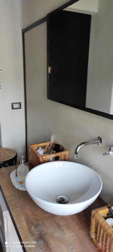 Bathroom 14
