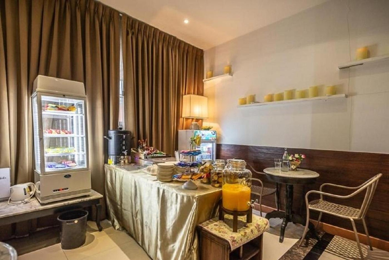 Food & Drinks 5, Sudyod Apartment, Bang Plad