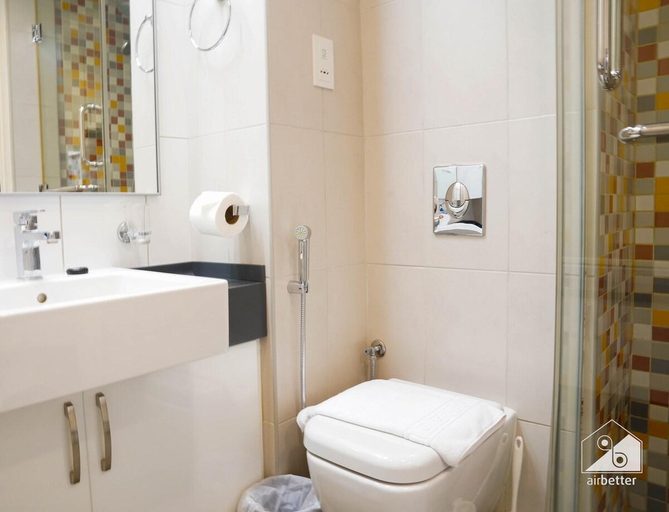 Bathroom 4, Stunning Palm Views Apt on the beach Dubai, Dubai