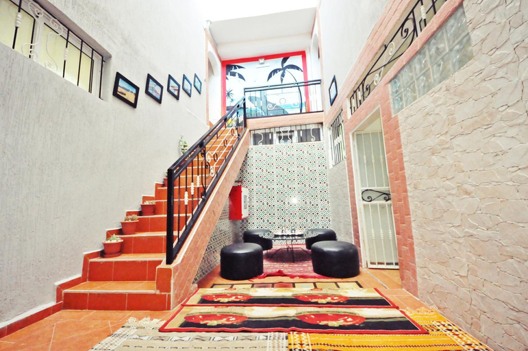 Public Area 3, Hola Surf Morocco, Agadir-Ida ou Tanane
