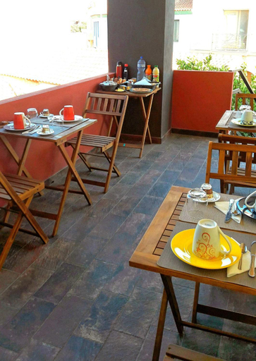 Others 2, Artista B&B, Oristano