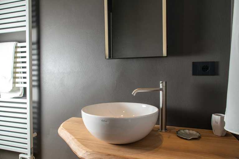 Bathroom 5, Civitaloft, Macerata