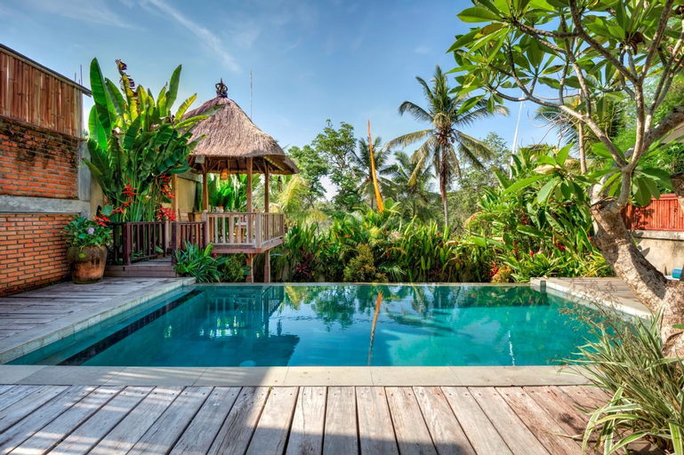Swimming Pool 4