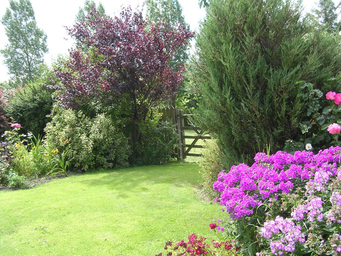 Others 3, Glascoed Farmhouse, Carmarthenshire