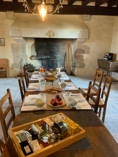 Food & Drinks 4, Chateau de Mezerville, Aude