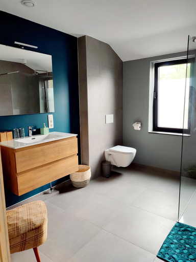 Bathroom 3, Housedurbuy 2, Luxembourg
