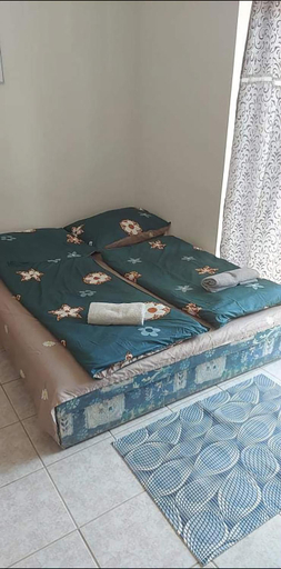 Others 5, Badacsonyi pihenes privat berlemeny, Tapolca