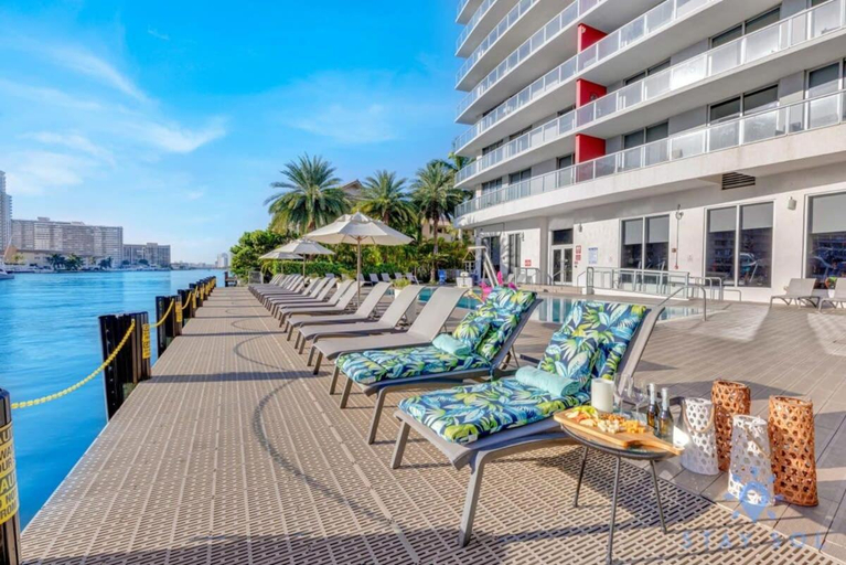 Sport & Beauty 2, Infinite Views + Amazing Pool + Gym| Near Beach, Broward