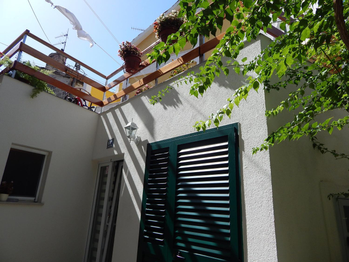 Others 4, Guest House Varos, Split