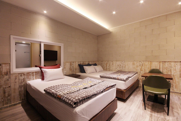 Bedroom 3, Daegu Dongdaegu Station Hotel Haru, Buk