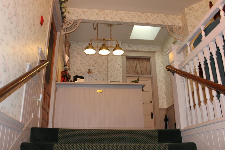 Public Area 3, Hotel Planter, Skagit